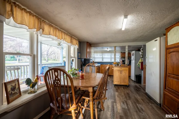$160,000 | 685 1750 North, Galatia, IL 62935