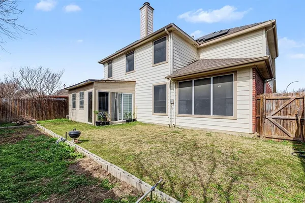 $370,000 | 4616 Parkmount Drive, Fort Worth, TX 76137