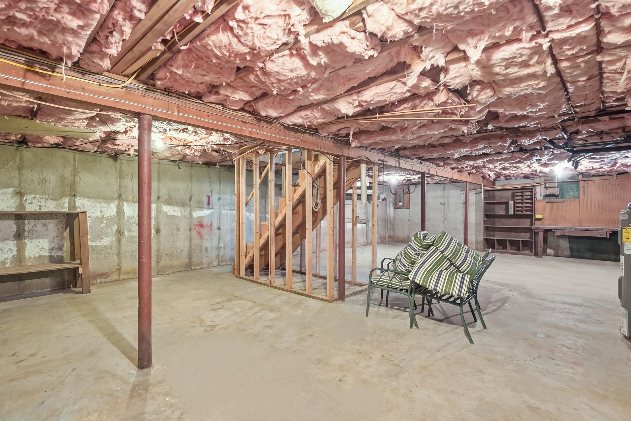 8 Glenmere Road Charlton, MA 01507 - Photo 19 of 29 Gallery Image 19
