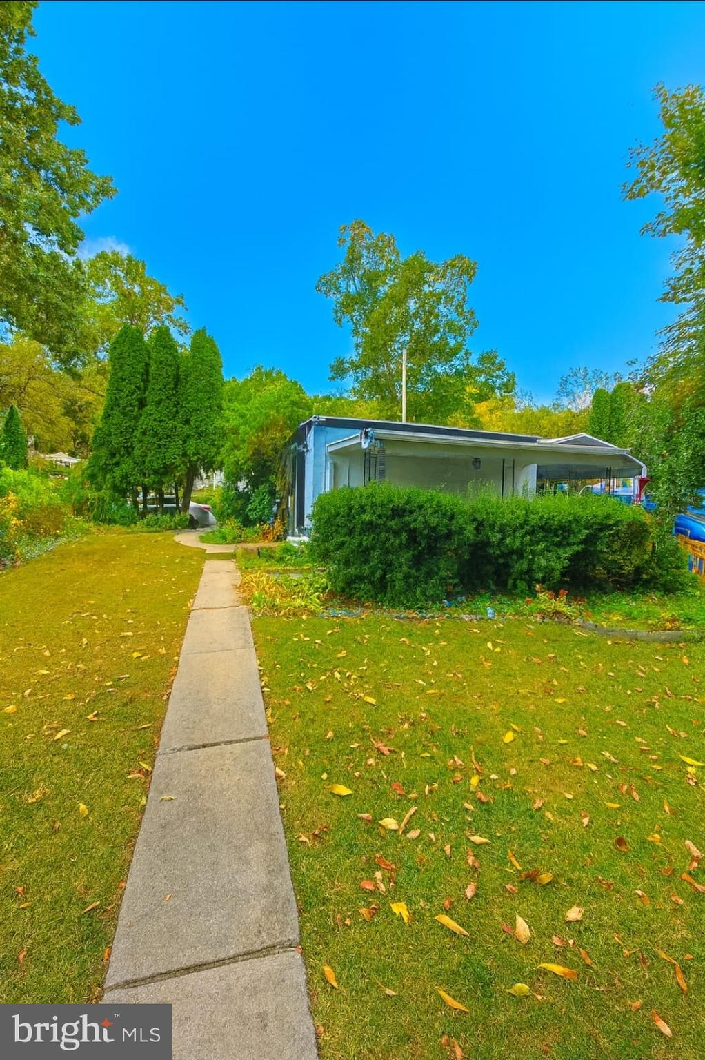 2622 Perkiomen Avenue Reading, PA 19606 - Photo 21 of 27 a view of a swimming pool with a yard
