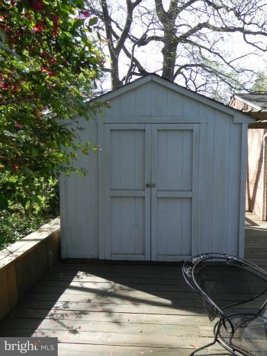 818 Hatherleigh Road Baltimore, MD 21212 - Photo 2 of 30 Exterior (Rear)