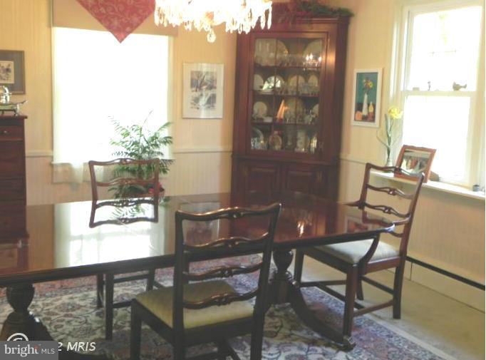 818 Hatherleigh Road Baltimore, MD 21212 - Photo 12 of 30 Dining Room
