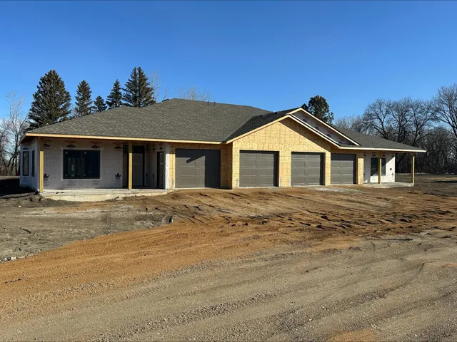 $409,000 | 104 East Memory Lane, Tyler, MN 56178
