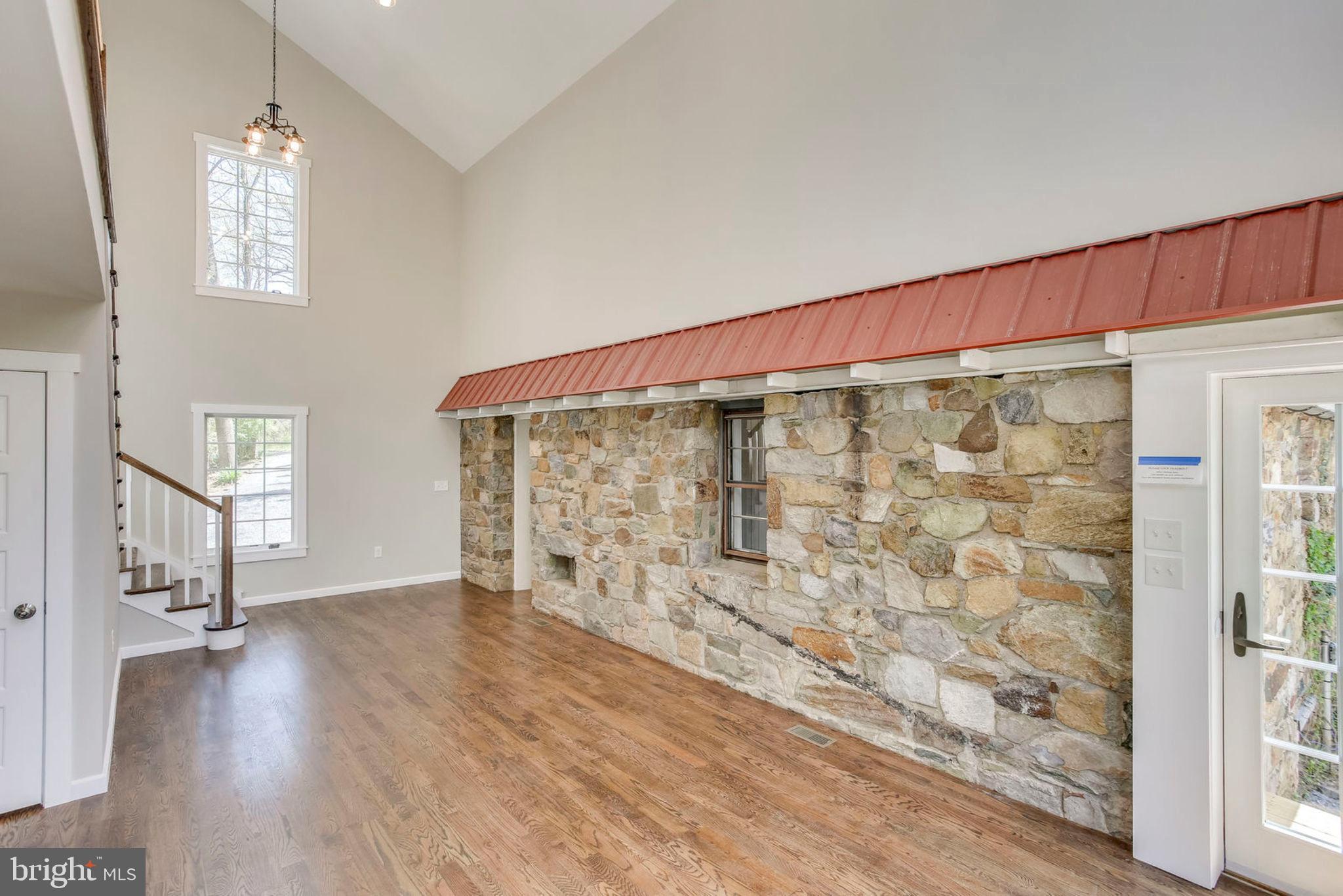 19055 Blue Ridge Mountain Road Bluemont, VA 20135 - Photo 29 of 84