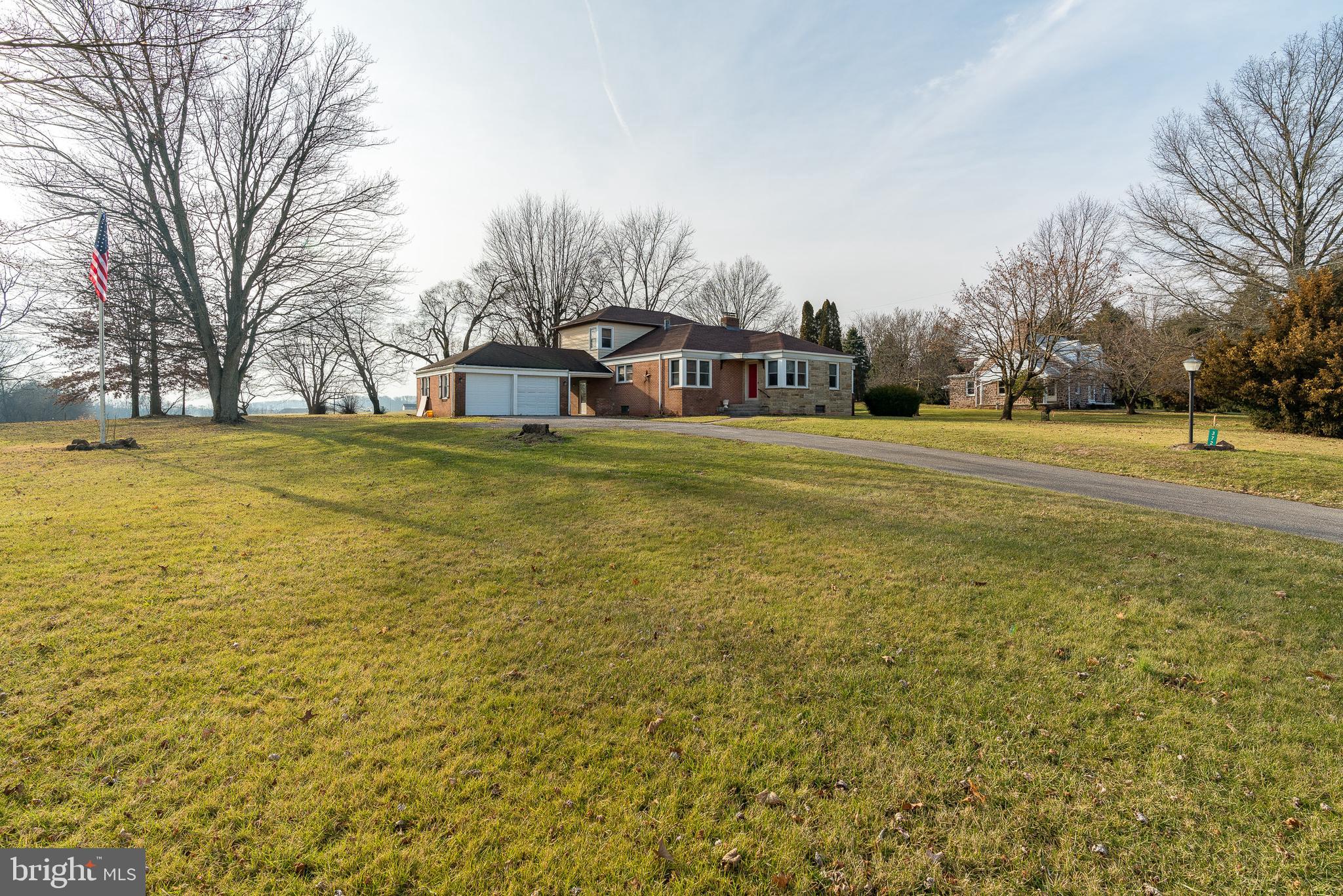 372 Copenhaffer Road York, PA 17404 - Photo 3 of 40 Gallery Image 3