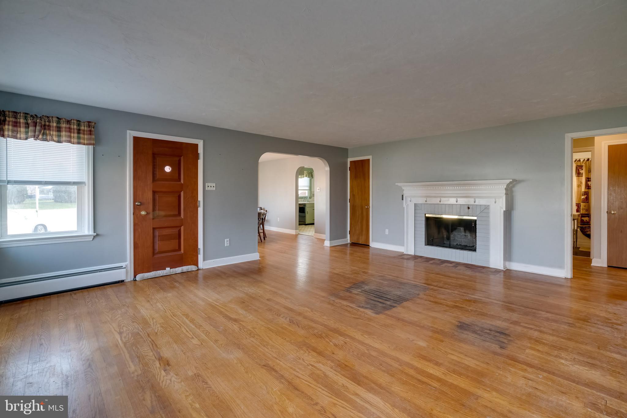 372 Copenhaffer Road York, PA 17404 - Photo 10 of 40 Gallery Image 10