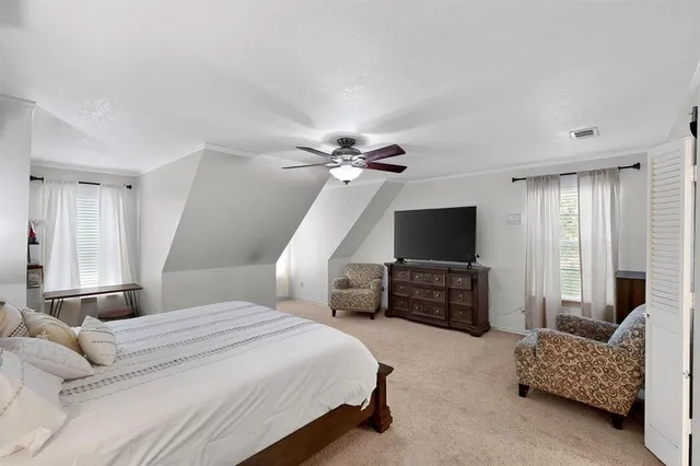 $450,000 | 277 Creekwood Drive, Lancaster, TX 75146