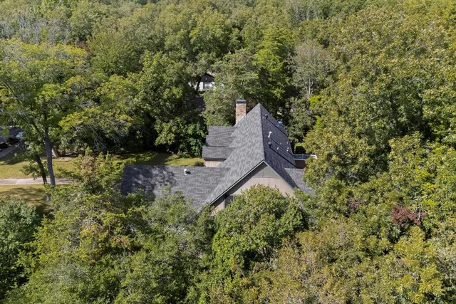 $450,000 | 277 Creekwood Drive, Lancaster, TX 75146