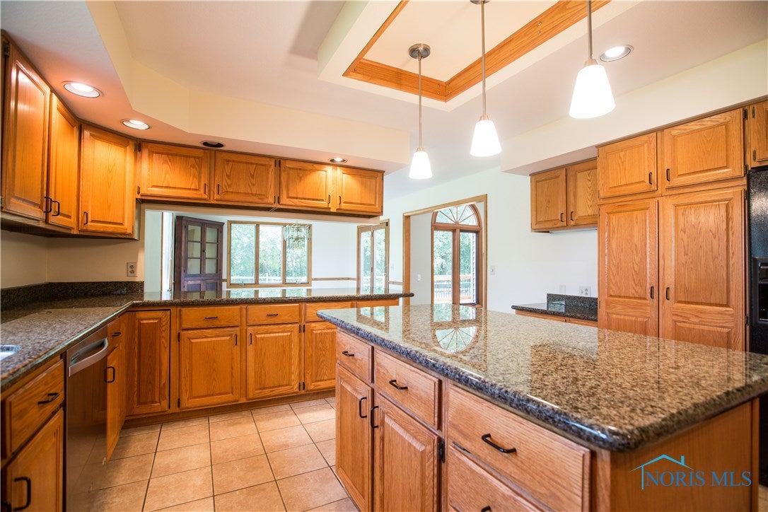509 Rutledge Court Perrysburg, OH 43551 - Photo 8 of 19 Gallery Image 8