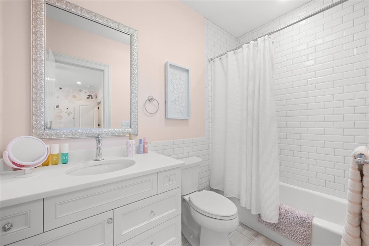 1482 Edgewood Lane Winnetka, IL 60093 - Photo 30 of 58