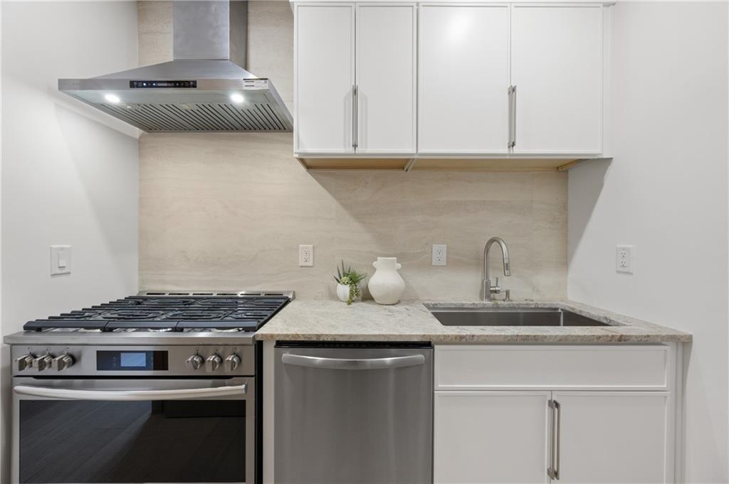 1120 Heards Ferry Road Northwest Sandy Springs, GA 30328 - Photo 22 of 66 Gallery Image 22