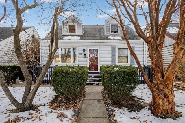 $205,000 | 7829 West Lisbon Avenue, Milwaukee, WI 53222