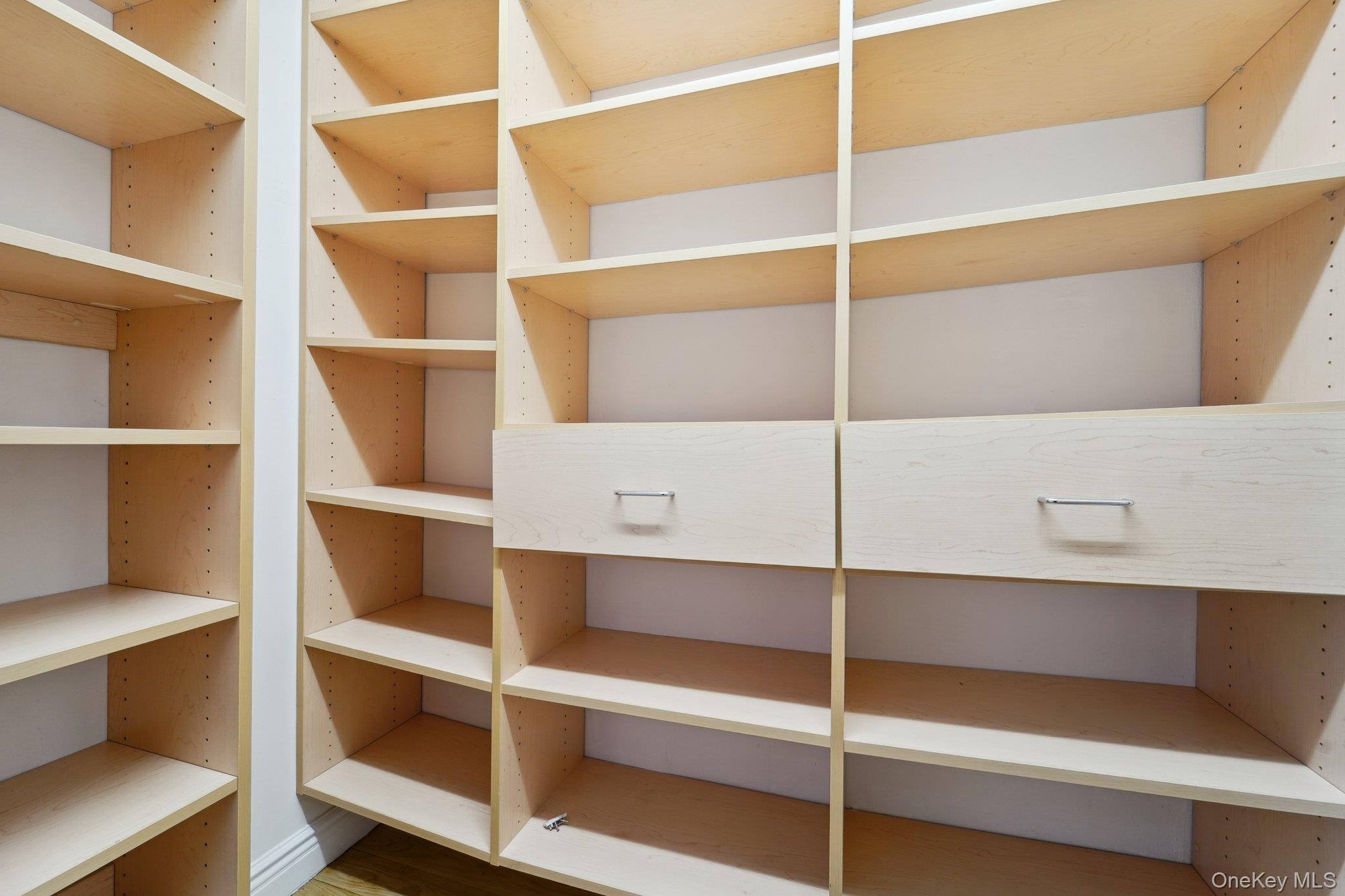 2727 Palisade Avenue, Unit 4H Bronx, NY 10463 - Photo 16 of 26 a view of an empty room