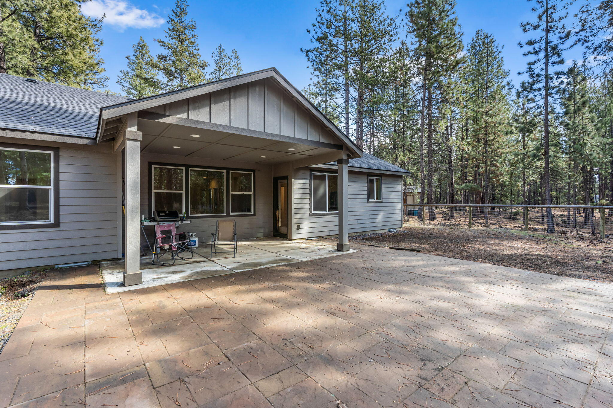60055 Turquoise Road Bend, OR 97702 - Photo 25 of 41 2026_02_25_60055_turquoise_road-33