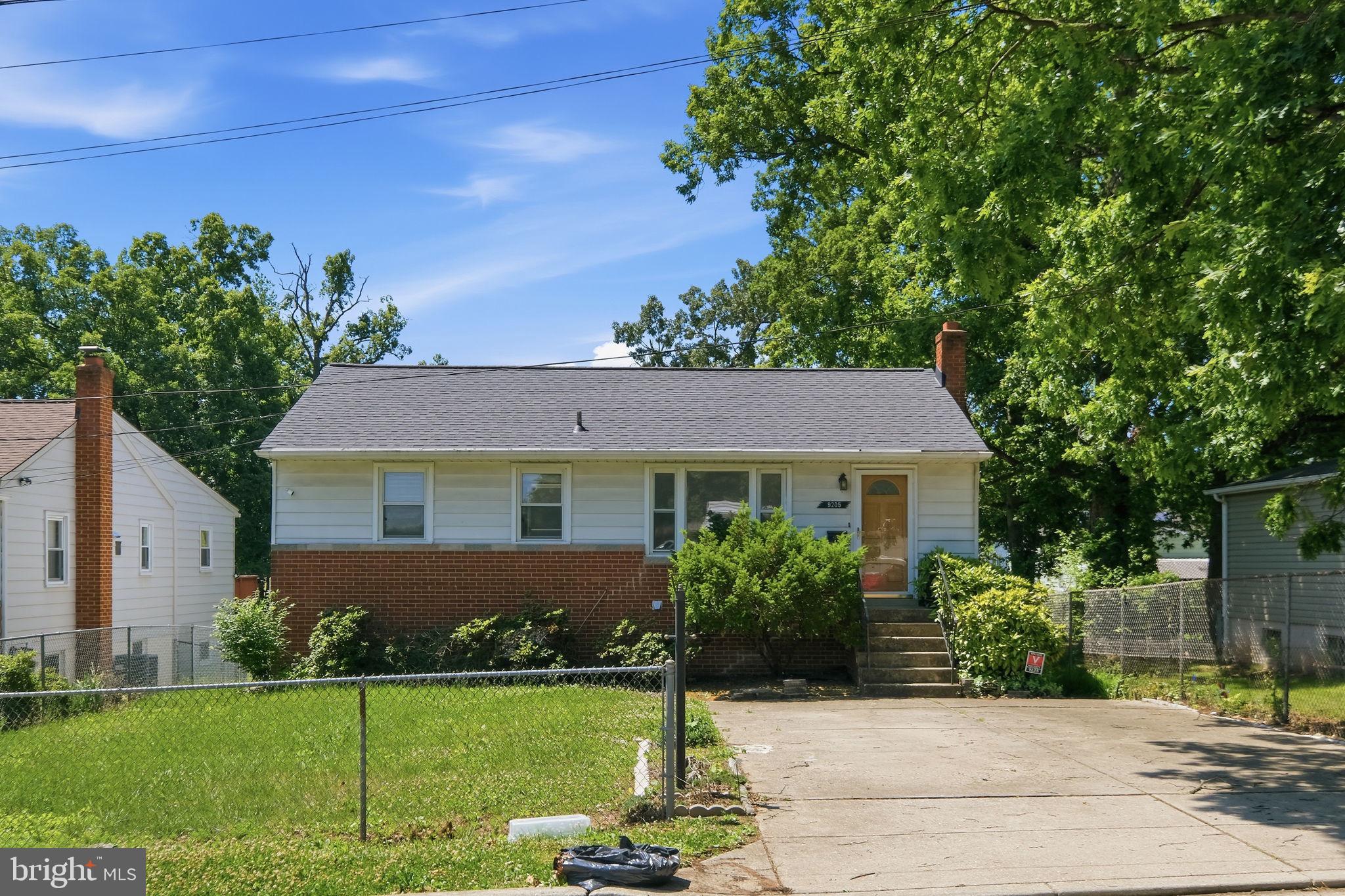 9205 4th Street Lanham, MD 20706 - Photo 3 of 30