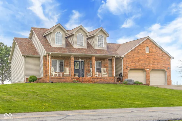 $439,900 | 7742 North 825th Street East, Hope, IN 47246