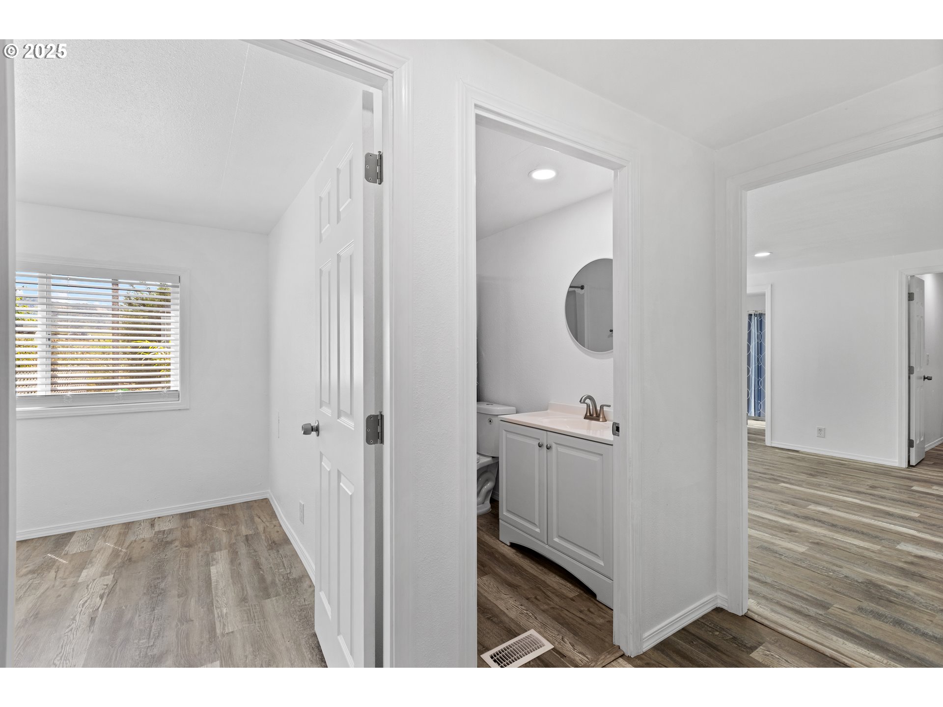 78 Manor Loop Roseburg, OR 97471 - Photo 28 of 45 a view of a bathroom with sink mirror and window