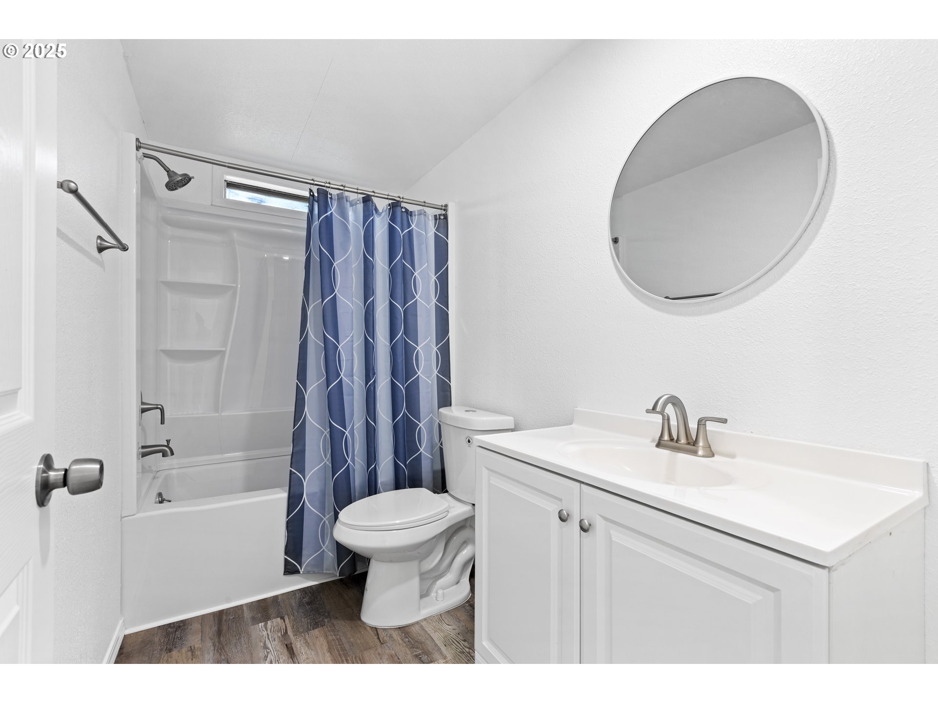 78 Manor Loop Roseburg, OR 97471 - Photo 31 of 45 a bathroom with a sink toilet and shower