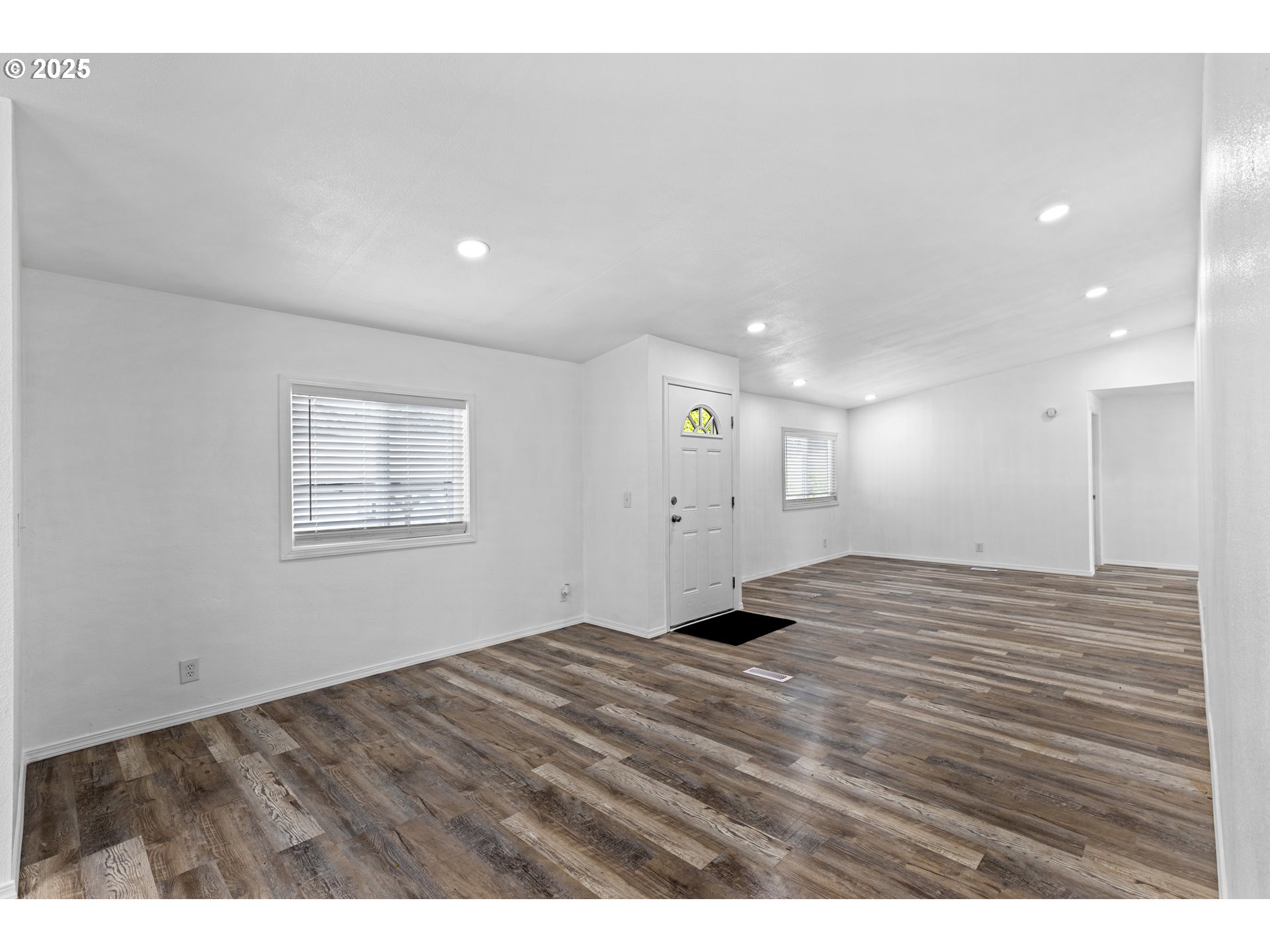 78 Manor Loop Roseburg, OR 97471 - Photo 6 of 45 a view of empty room with wooden floor