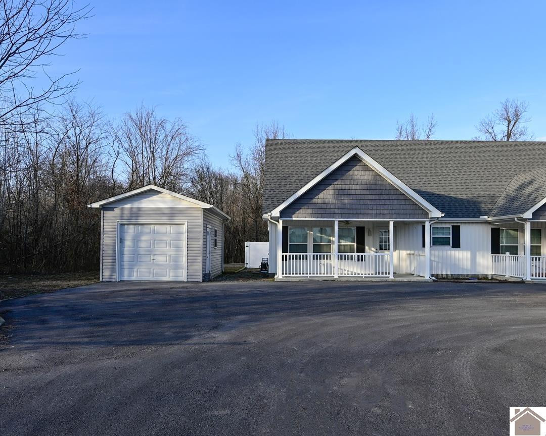 1706 Lane-a Road Paducah, KY 42003 - Photo 1 of 23 Front