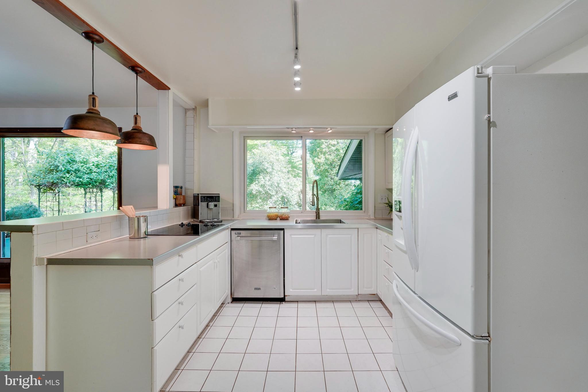 7307 Nevis Road Bethesda, MD 20817 - Photo 16 of 47