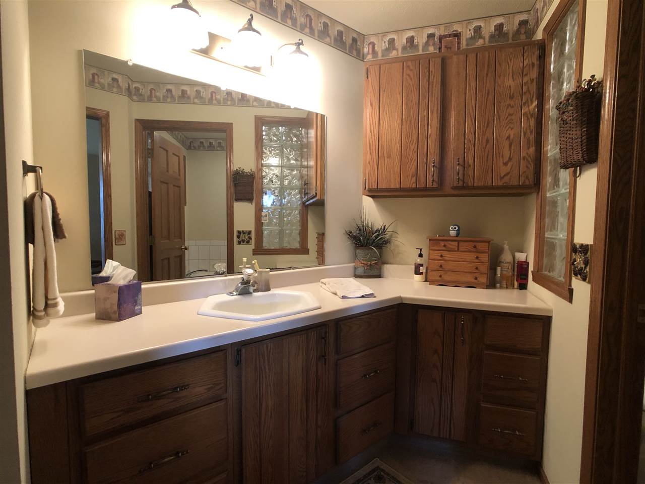 8392 North Kilbuck Road Monroe Center, IL 61052 - Photo 14 of 29 Gallery Image 14