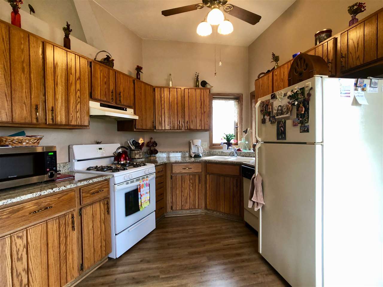 8392 North Kilbuck Road Monroe Center, IL 61052 - Photo 6 of 29 Gallery Image 6
