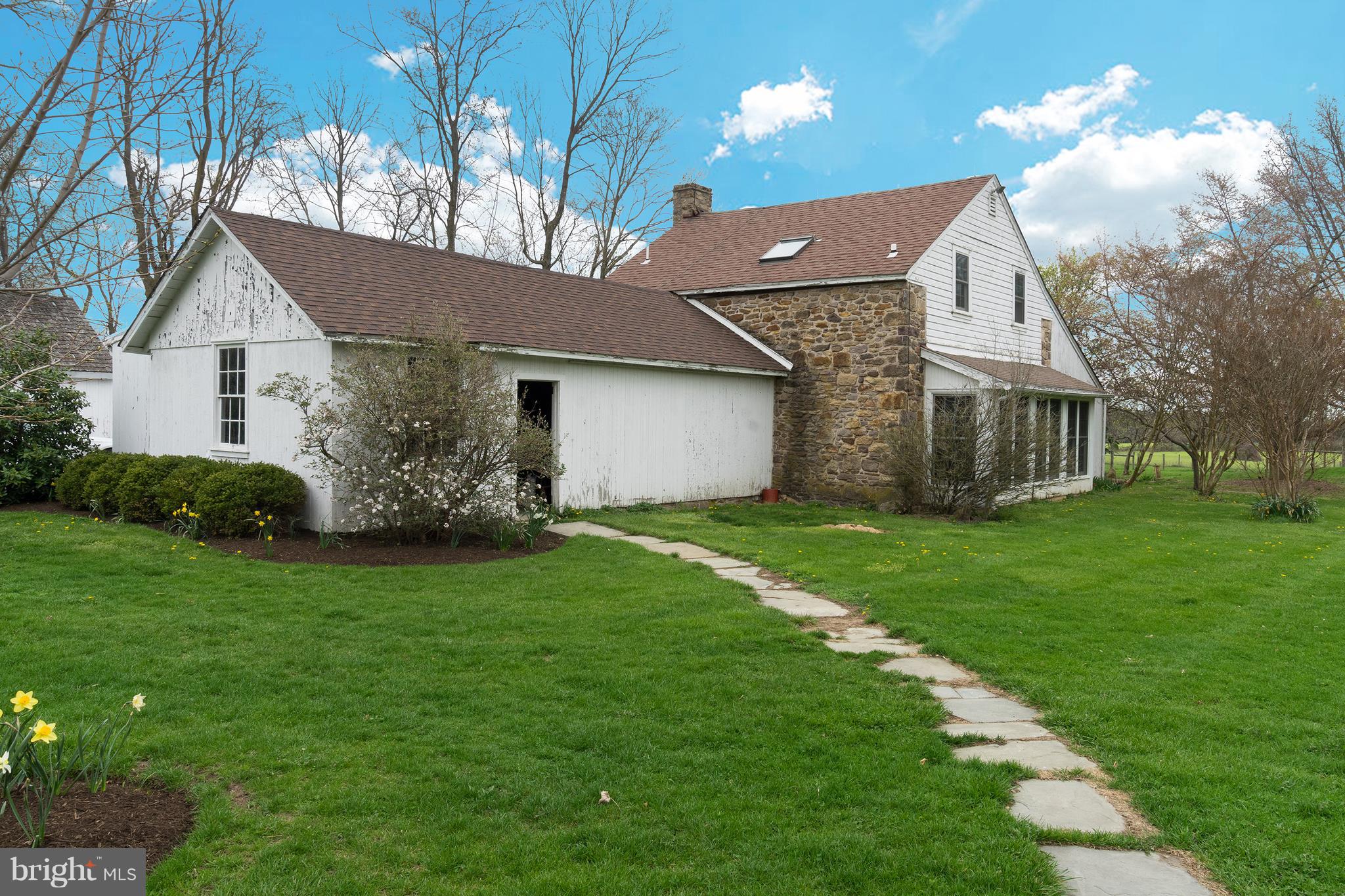 6302 Greenhill Road New Hope, PA 18938 - Photo 18 of 25 Gallery Image 18