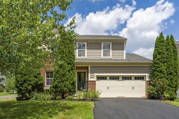 $700,000 | 7334 Lake Willow Court, Warrenton, VA 20187
