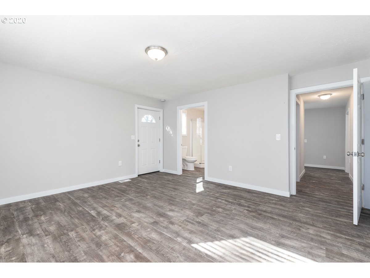 16003 Northwest Tupper Road Yamhill, OR 97148 - Photo 14 of 32 Gallery Image 14