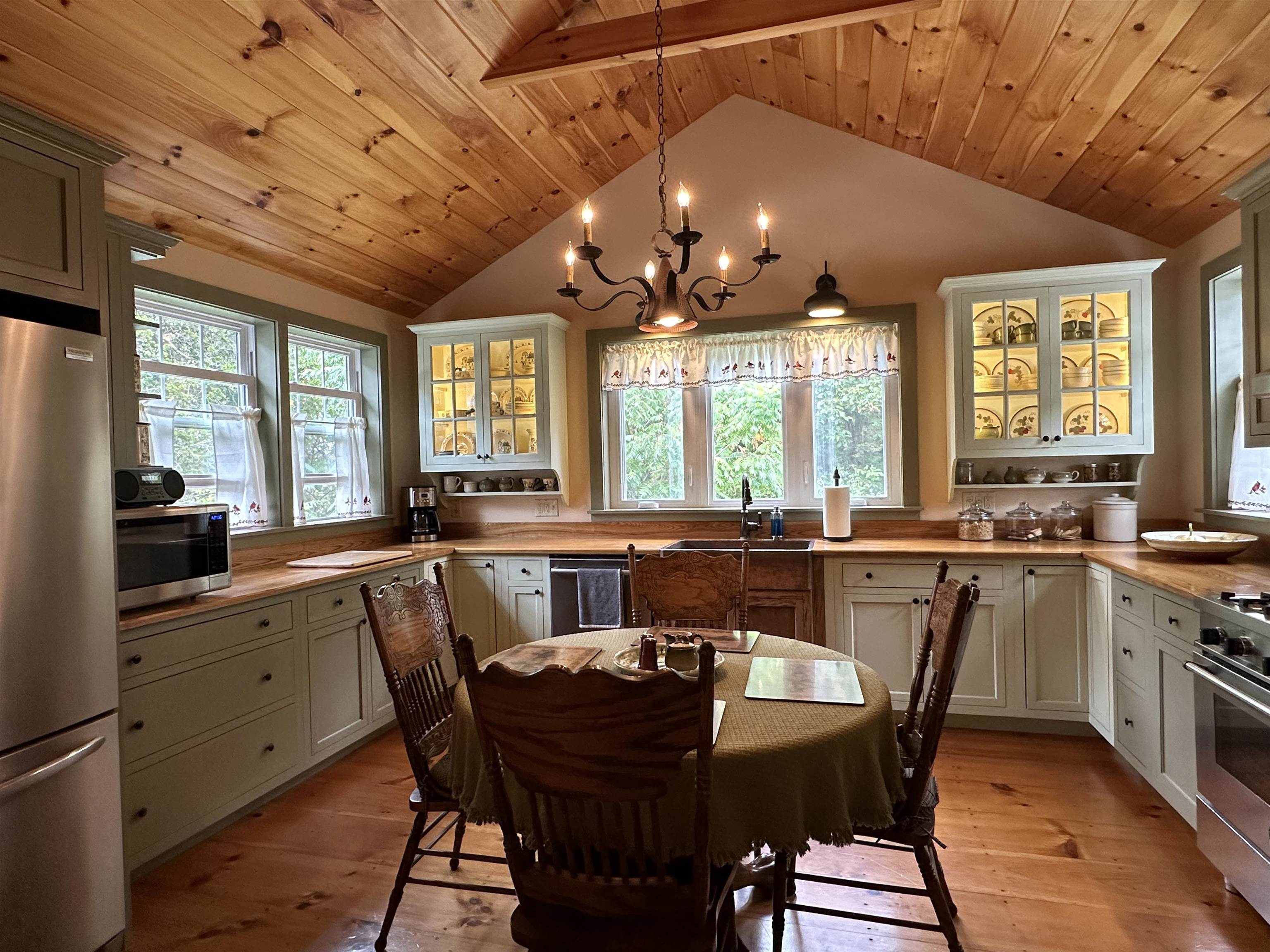 1665 Frazier Hill Road Benson, VT 05743 - Photo 10 of 60