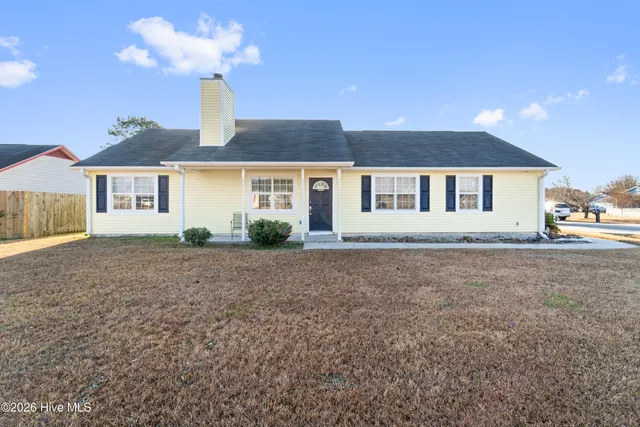 $265,000 | 601 Cannon Court, Hubert, NC 28539