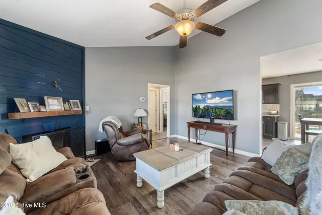 $265,000 | 601 Cannon Court, Hubert, NC 28539