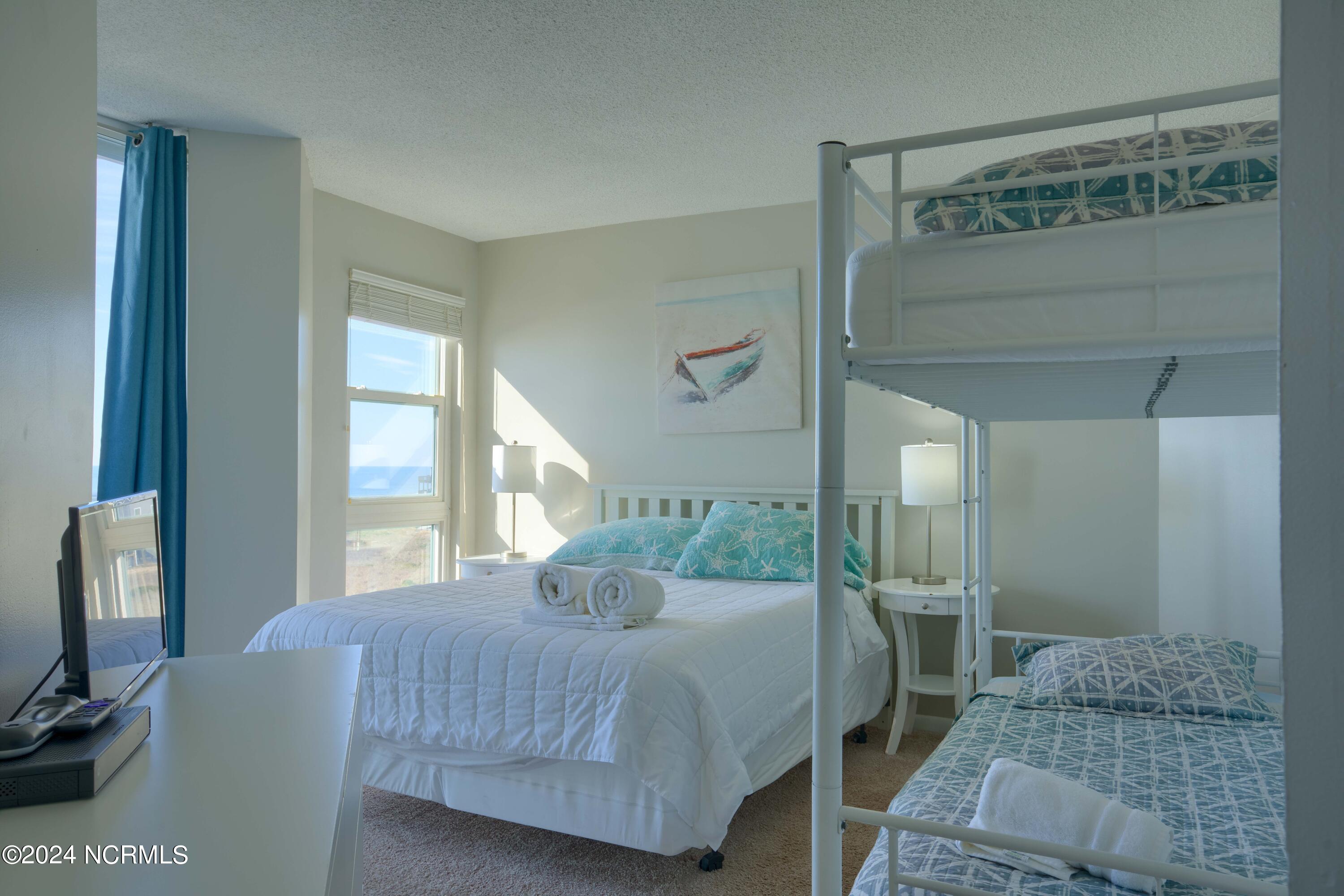 2000 New River Inlet Road, Unit 1305 North Topsail Beach, NC 28460 - Photo 14 of 21 1305 St Regis - Interiors_4