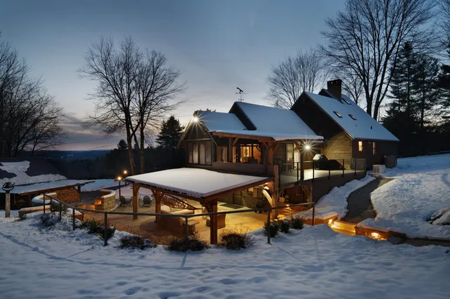 $899,000 | 259 Bolton Road, Winchester, NH 03441