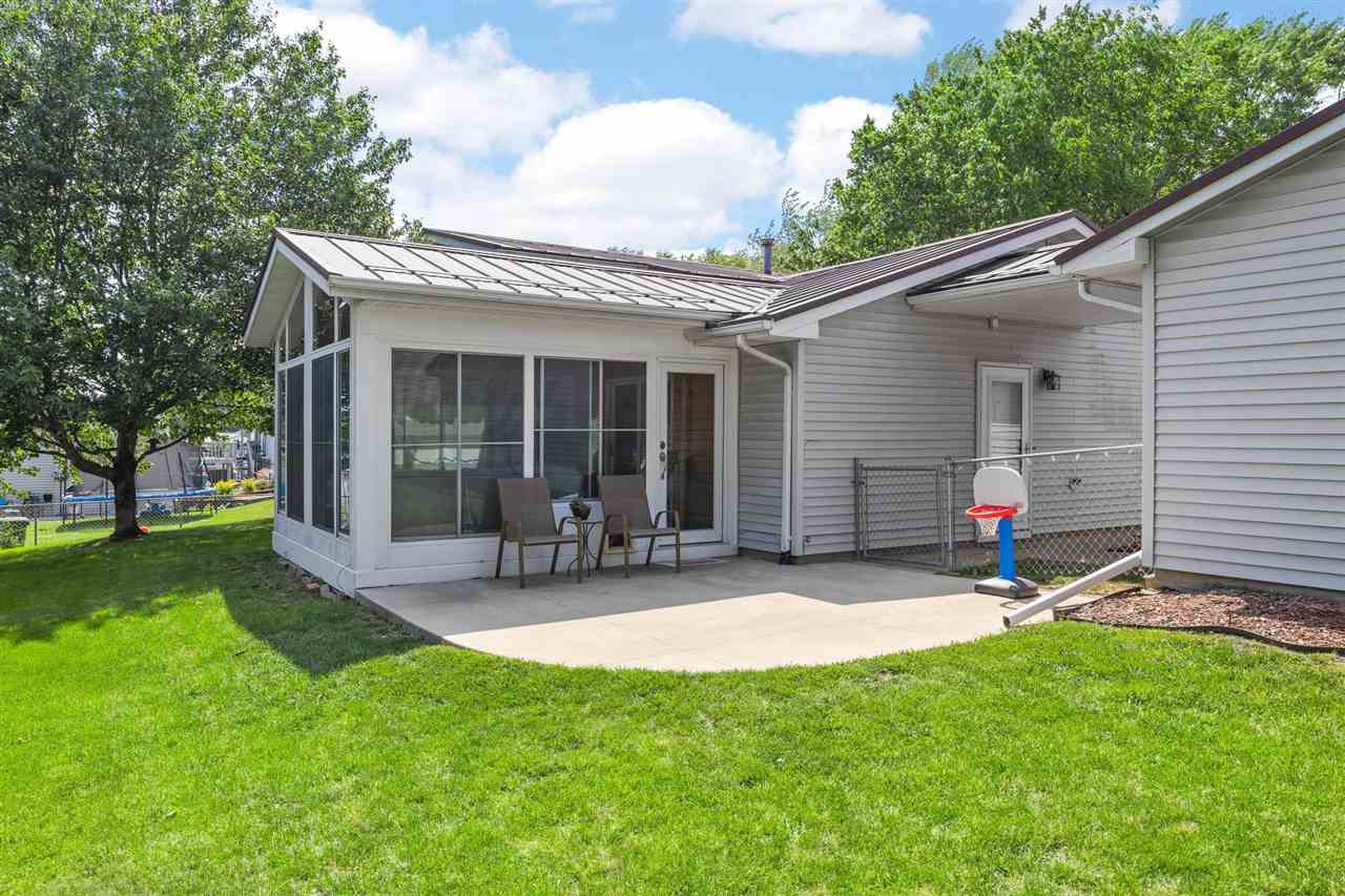1870 Highland Road Ely, IA 52227 - Photo 24 of 37 Gallery Image 24