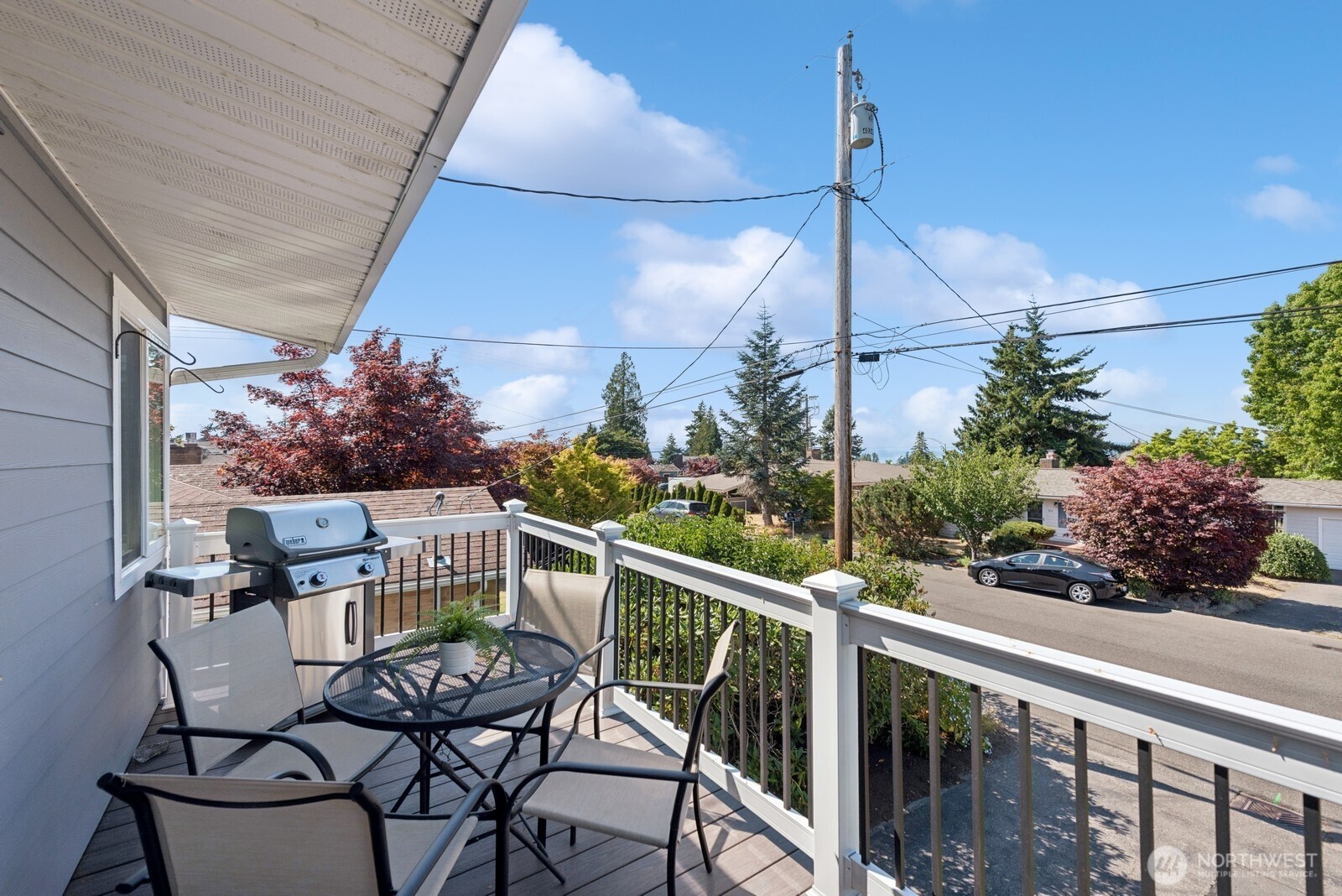 918 Daley Street Edmonds, WA 98020 - Photo 23 of 32 a view of a chairs and table in the balcony