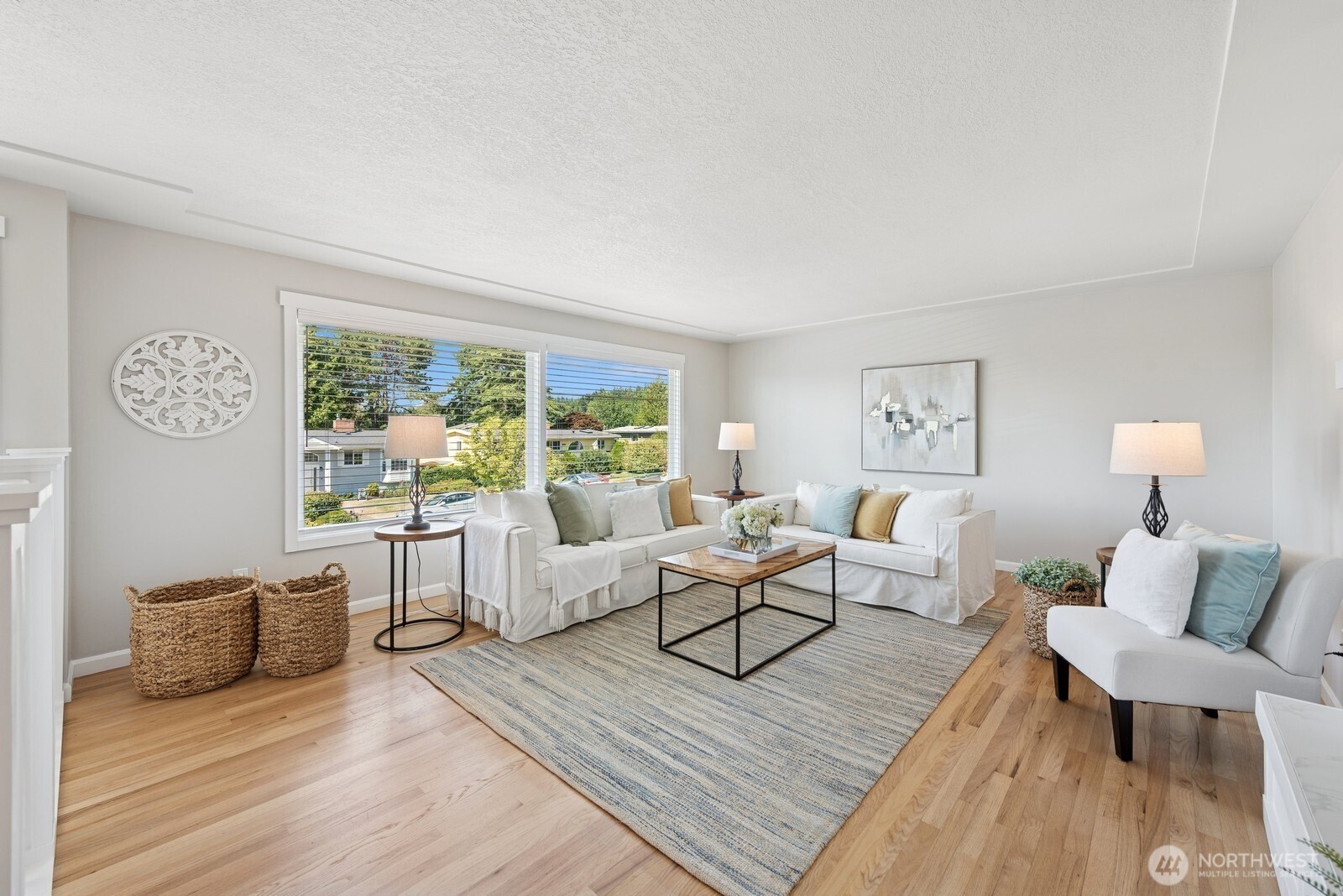 918 Daley Street Edmonds, WA 98020 - Photo 3 of 32 a living room with furniture and a wooden floor