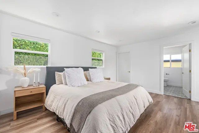 $1,025,000 | 2311 West 78th Place, Inglewood, CA 90305