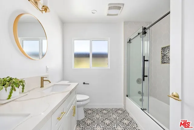 $1,025,000 | 2311 West 78th Place, Inglewood, CA 90305