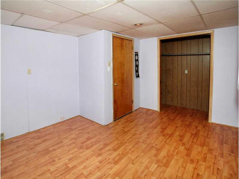 930 Colonial Manor Road North Huntingdon, PA 15642 - Photo 14 of 20 Bedroom.