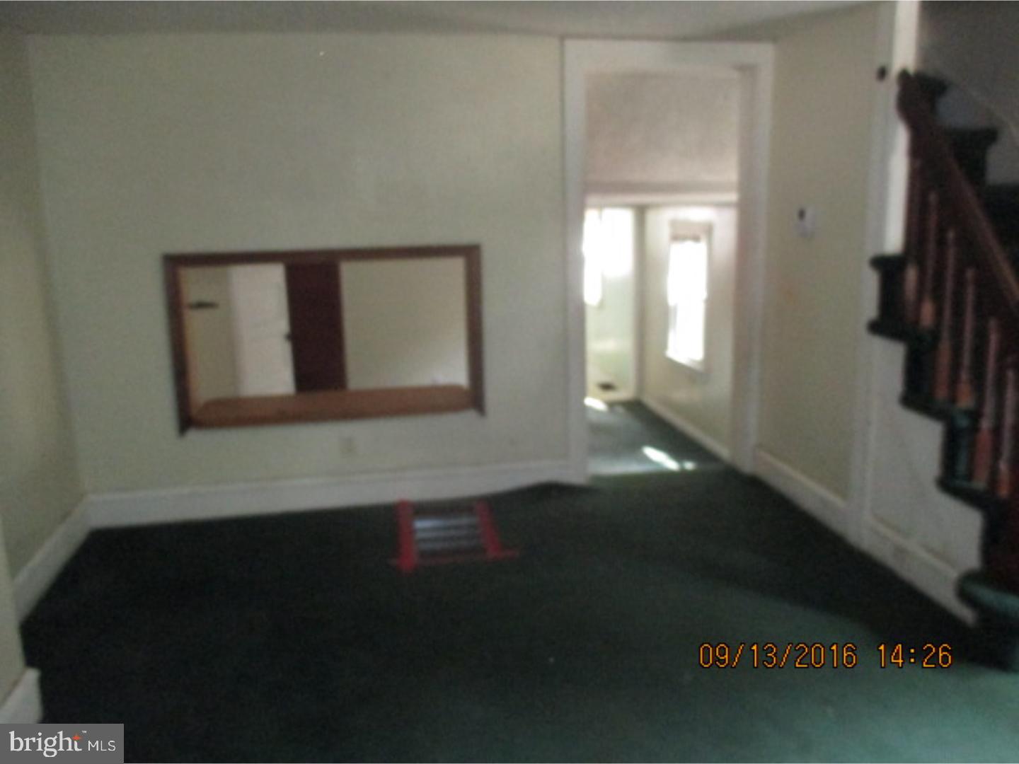 109 Risdon Street Mount Holly, NJ 08060 - Photo 2 of 11