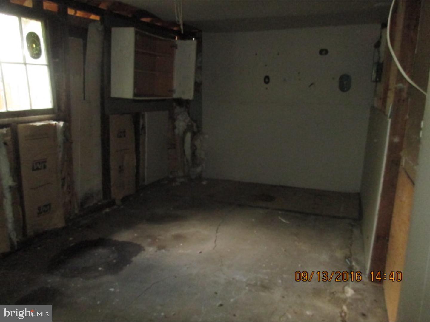 109 Risdon Street Mount Holly, NJ 08060 - Photo 3 of 11