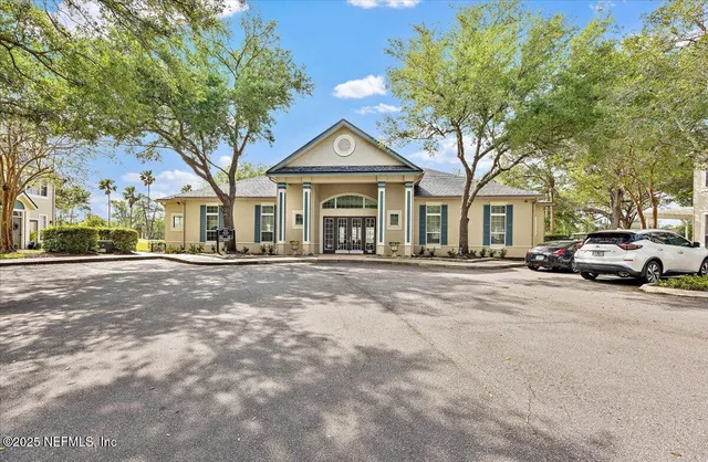 $1,550 | 13703 Richmond Park Drive North, Unit 2405, Jacksonville, FL 32224