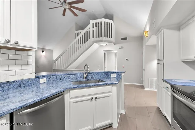 $1,550 | 13703 Richmond Park Drive North, Unit 2405, Jacksonville, FL 32224