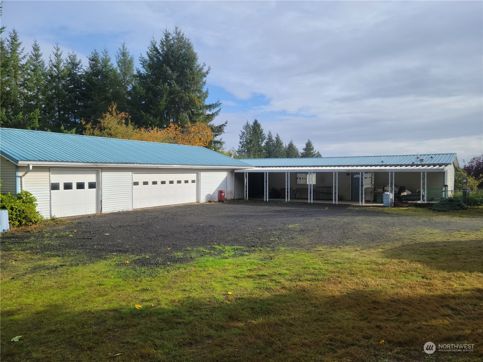 362 Jones Road Winlock, WA 98596 - Photo 1 of 31 a view of a house with a yard