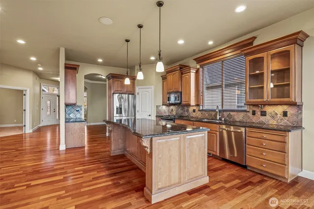 $710,000 | 4860 K Street, Washougal, WA 98671