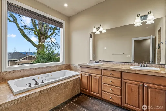 $710,000 | 4860 K Street, Washougal, WA 98671