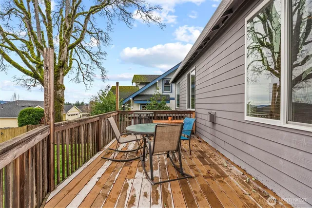 $710,000 | 4860 K Street, Washougal, WA 98671