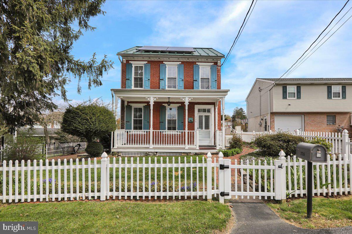 726 Mountain View Road Reading, PA 19607 - Photo 1 of 30